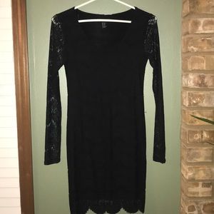 Mid thigh black dress